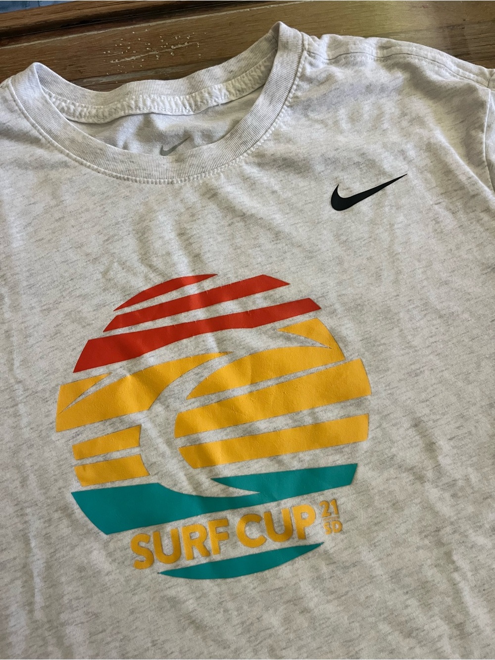 Nike White Short-Sleeve Surf Cup Graphic Tee - Picture 2 of 5